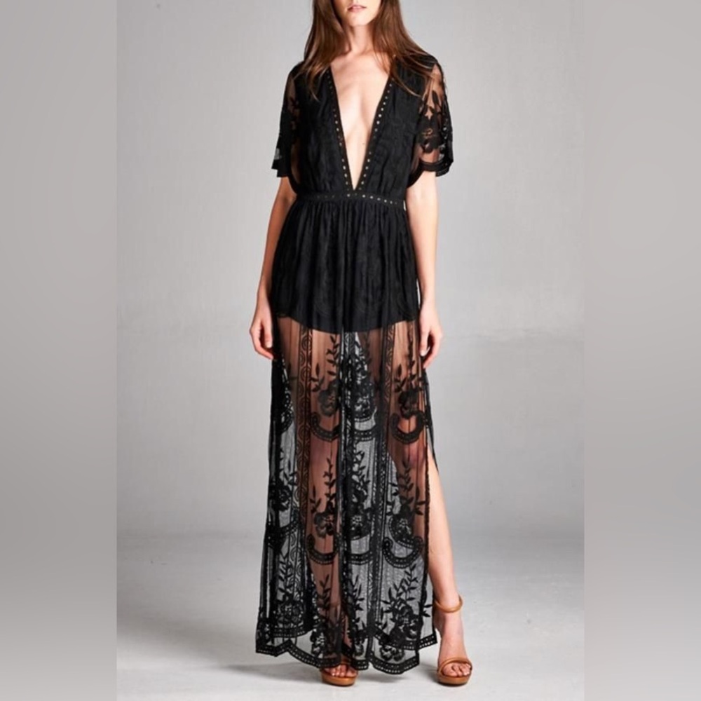 HONEY PUNCH - AS YOU WISH BLACK EMBROIDERED LACE MAXI DRESS